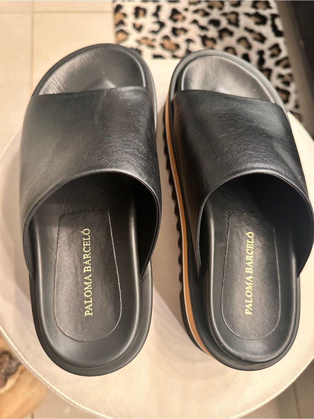 Paloma Barcelo Black Platform Slide Sandals with Tan and White Midsole Bands - Picture 3 of 5